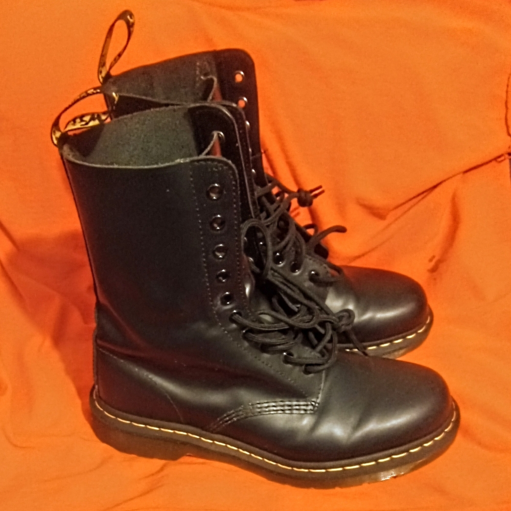Dr.Martens 1490 mid-calf punk boots